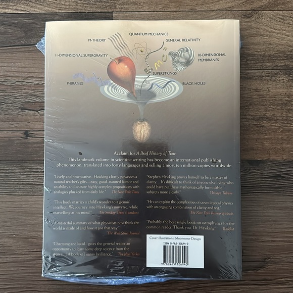 Stephen Hawking The Universe in a Nutshell Paperback Book - Picture 3 of 5